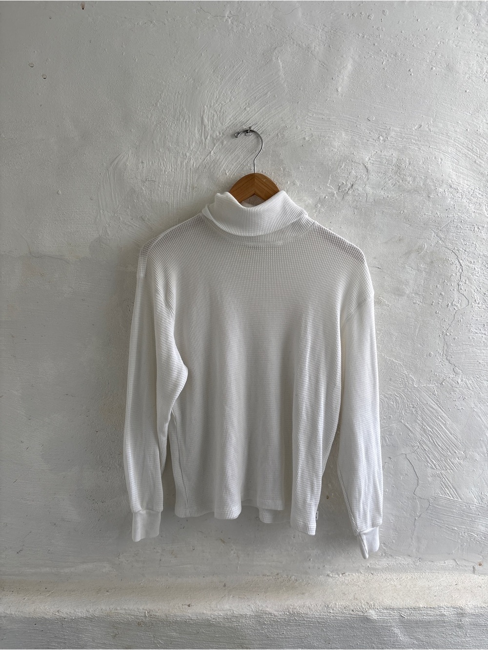 Aritzia TNA waffle knit turtle neck pullover